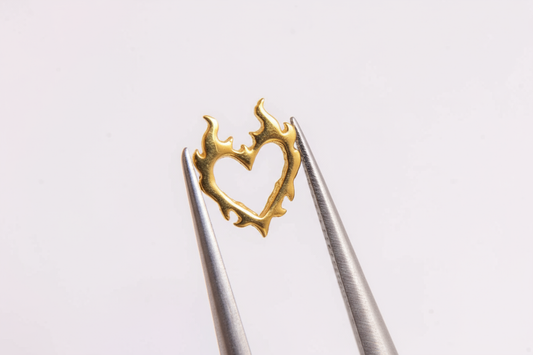 Złoty gems Tribal Heart