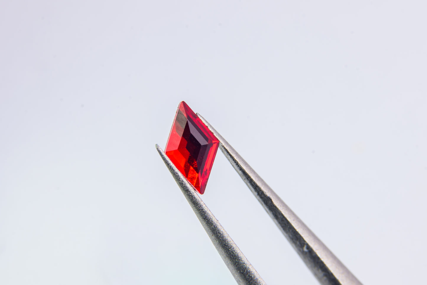 Diamenciki Swarovski Romby Diamond Shape 15szt