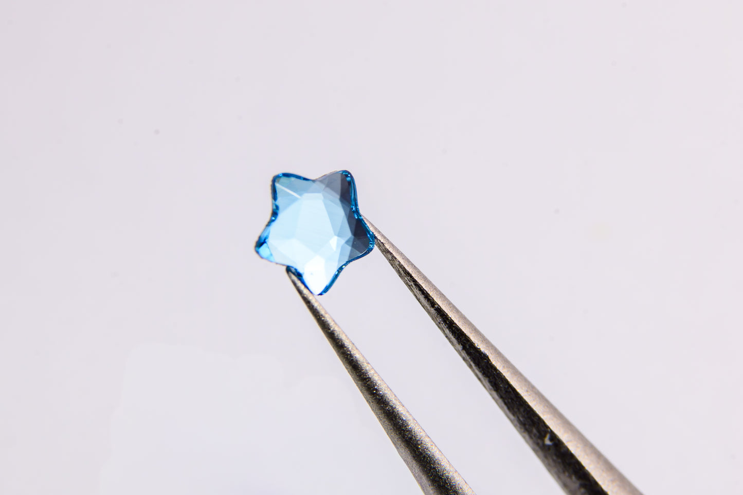 Diamenciki Swarovski star flower 8szt