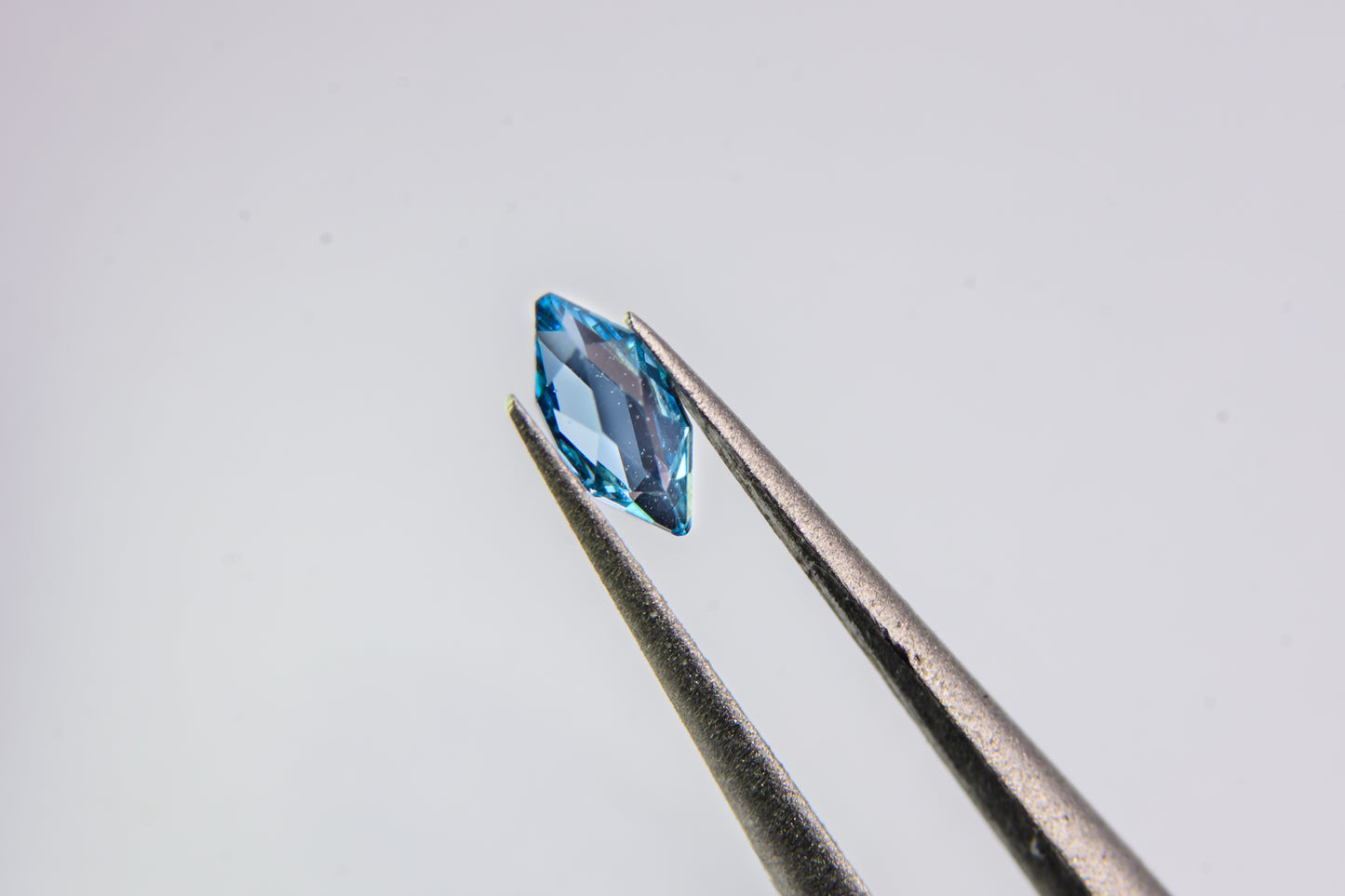 Diamenciki Swarovski skrzydełka Marquise 15szt