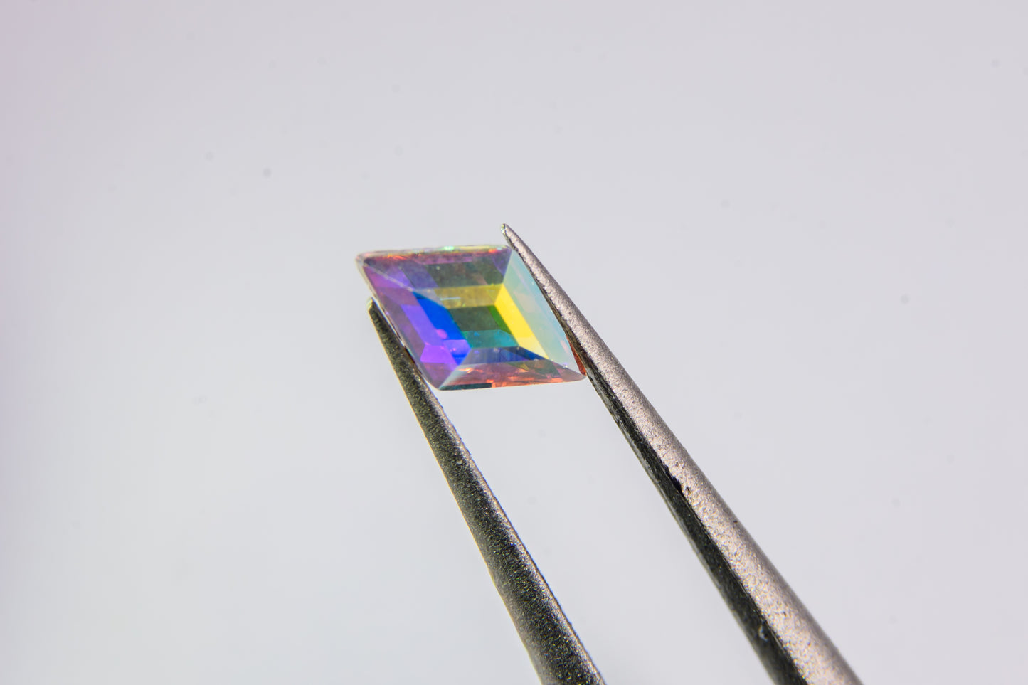 Diamenciki Swarovski Romby Diamond Shape 15szt